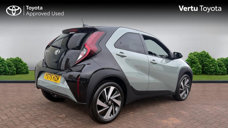 Toyota Aygo X 1.0 VVT-i Edge 5dr Petrol Hatchback